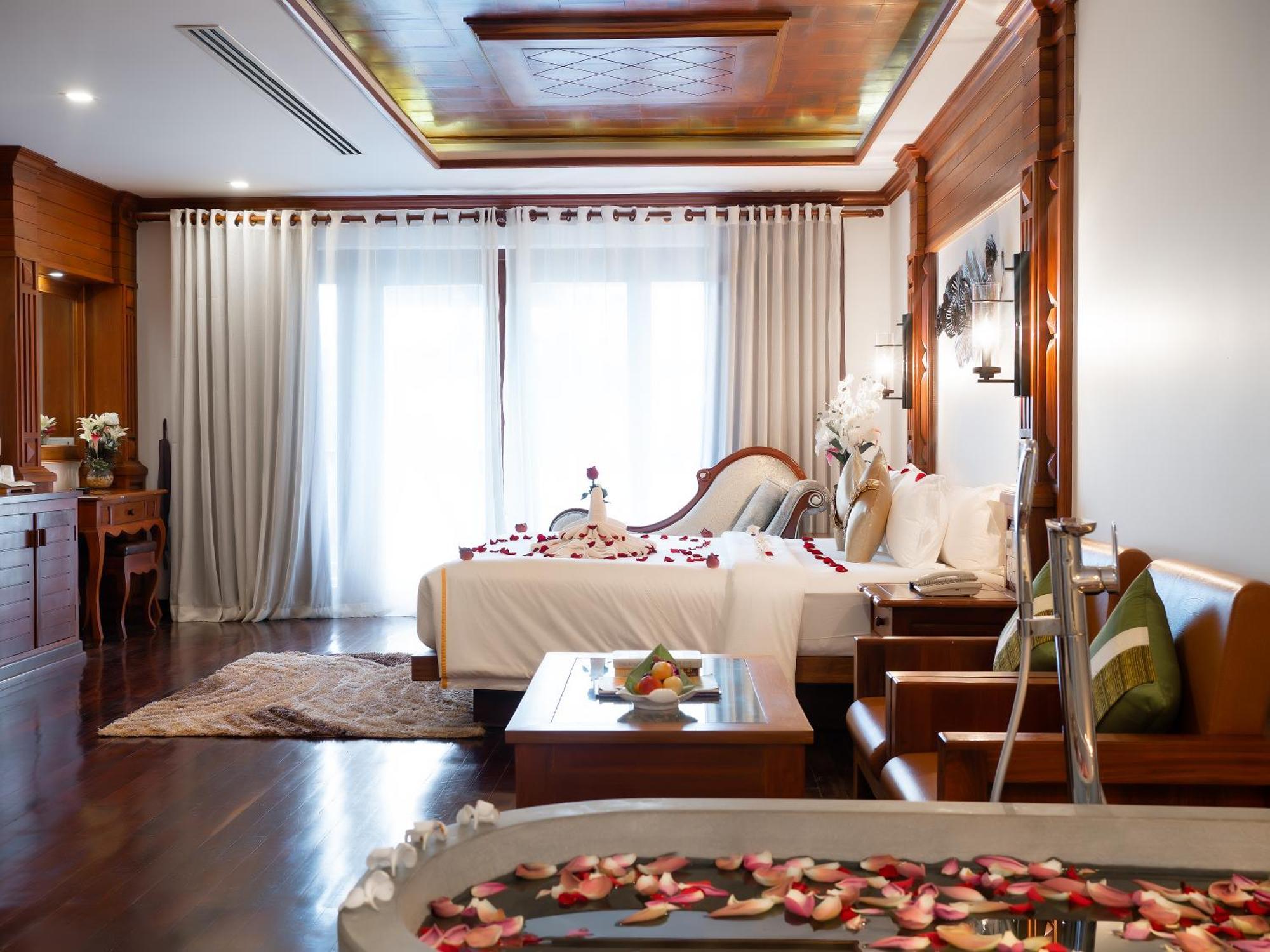 The Night Hotel Siem Reap Buitenkant foto