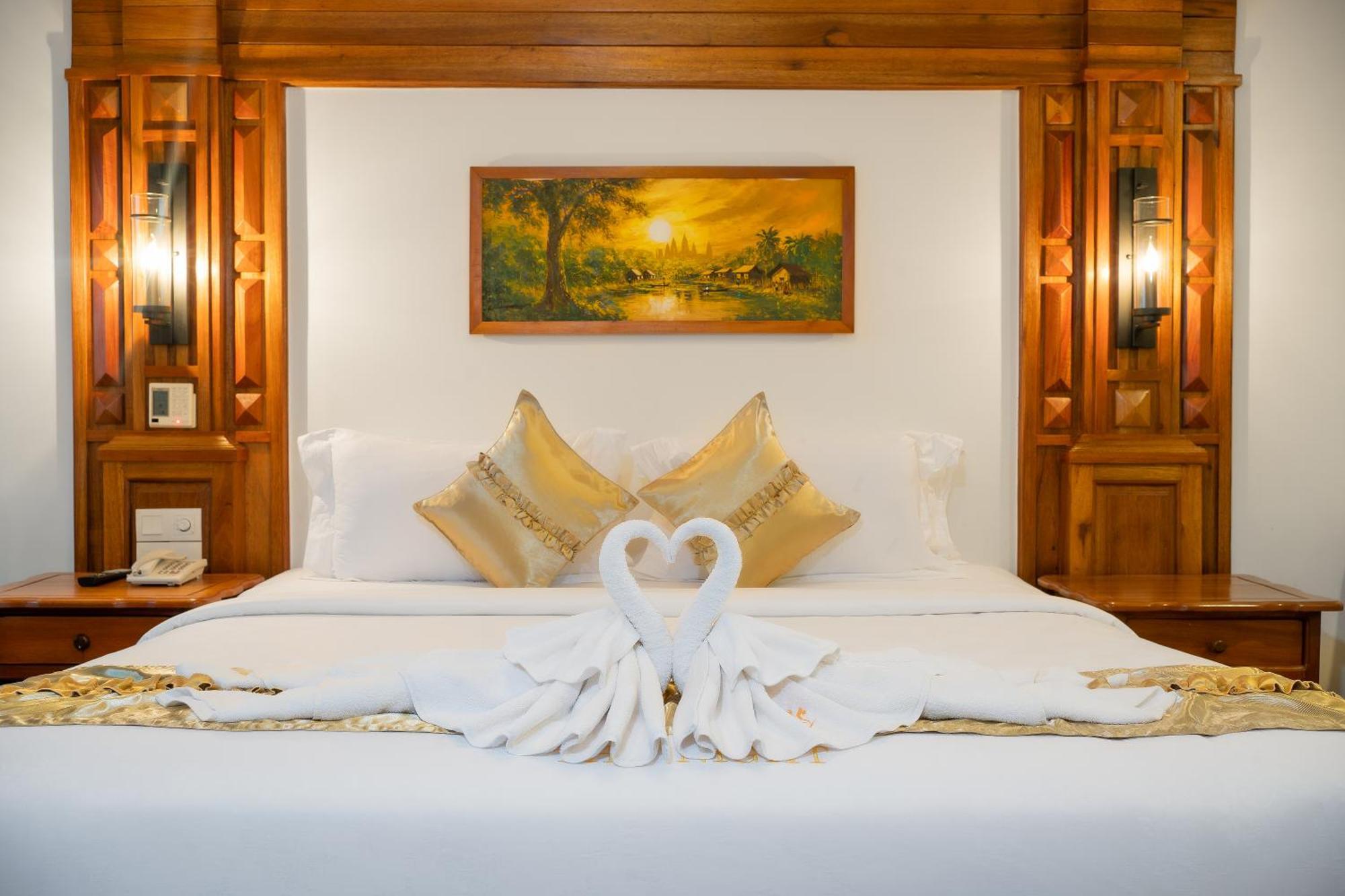 The Night Hotel Siem Reap Buitenkant foto